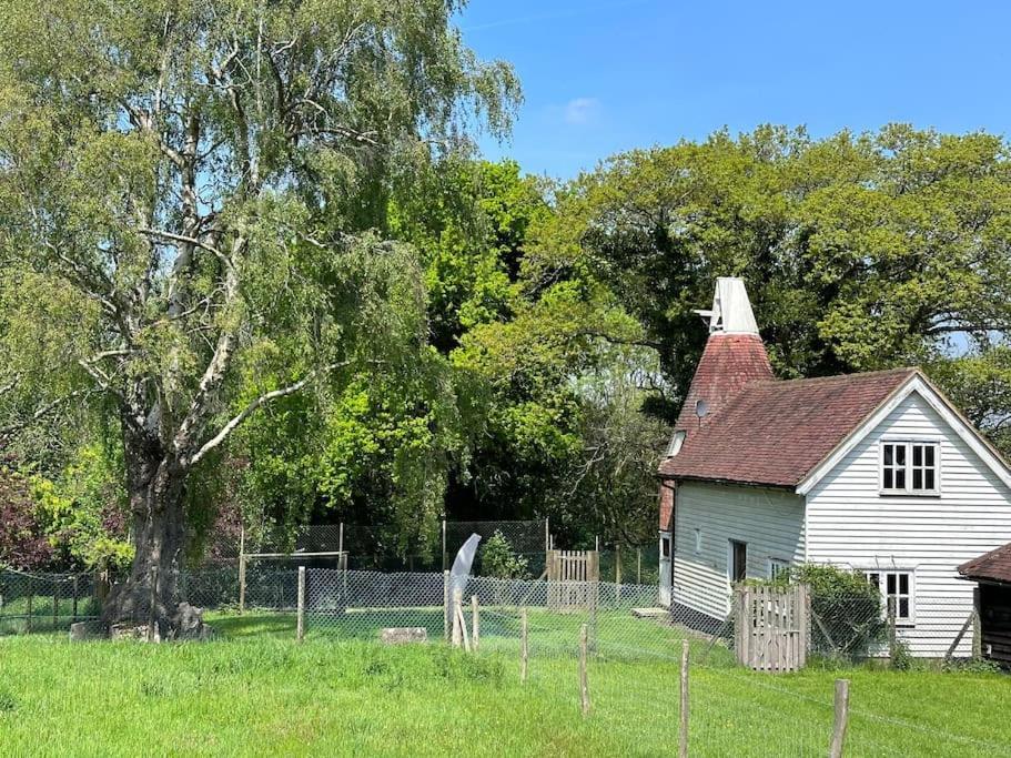 Beautiful 2 Bed Oast - 15 Acre Farm - Tunbridge Wells Villa Exterior foto